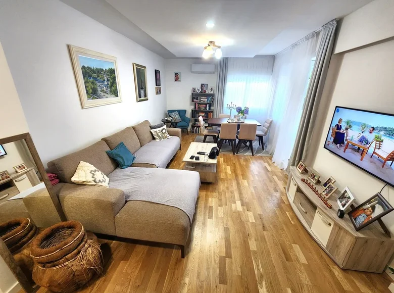 Apartamento 2 habitaciones 62 m² Tivat, Montenegro