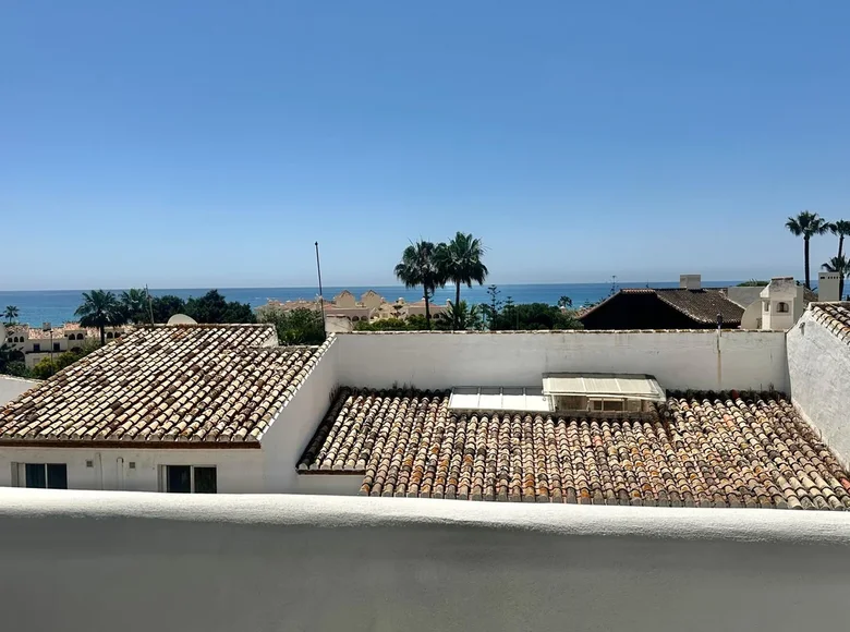 Mieszkanie 2 pokoi 75 m² Mijas, Hiszpania