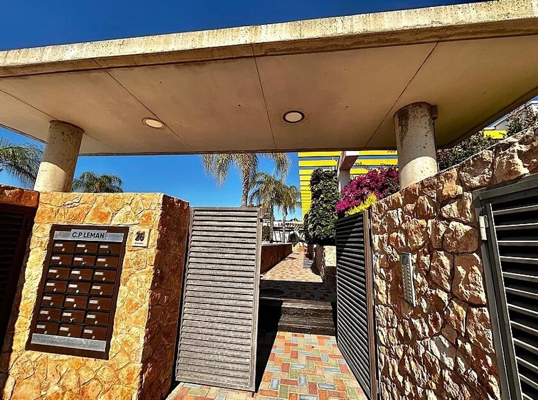 Villa de 2 dormitorios 70 m² Dehesa de Campoamor, Španjolska