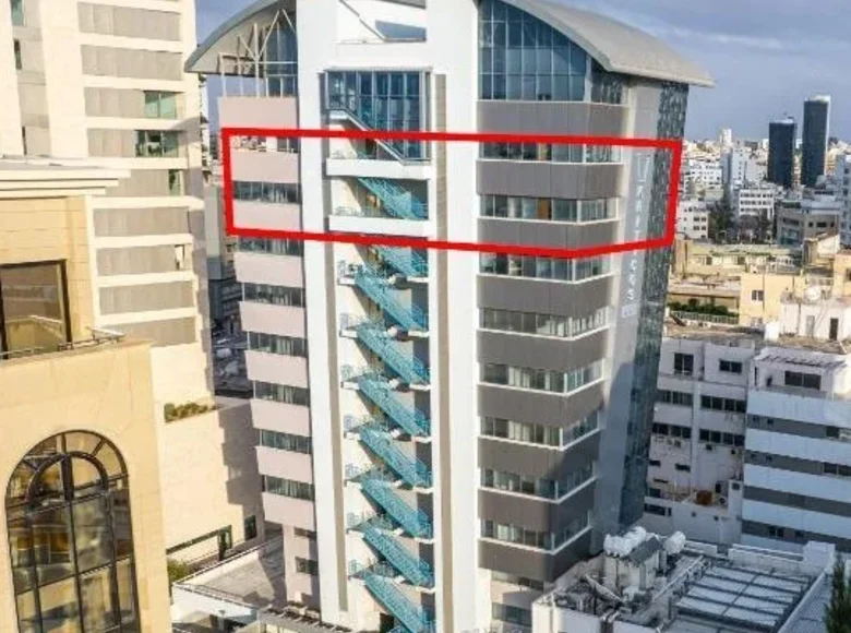 Oficina 473 m² en Nicosia, Chipre