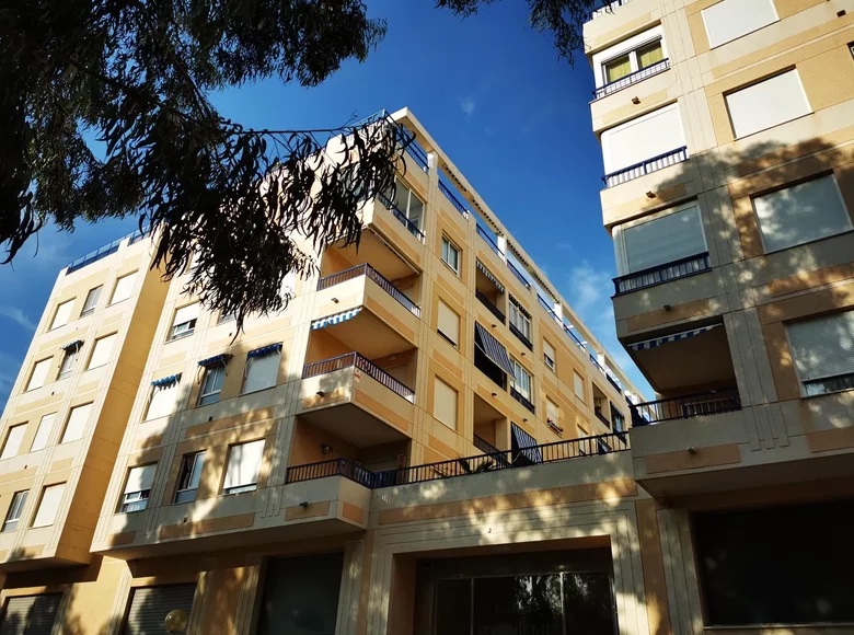 Mieszkanie 3 pokoi 80 m² Guardamar del Segura, Hiszpania