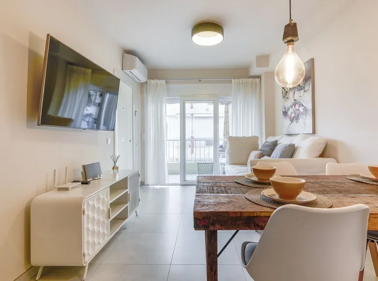 Mieszkanie 2 pokoi 50 m² Marbella, Hiszpania