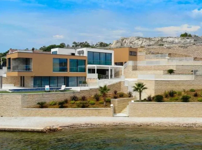 Villa de 4 dormitorios 357 m² Grad Zadar, Croacia