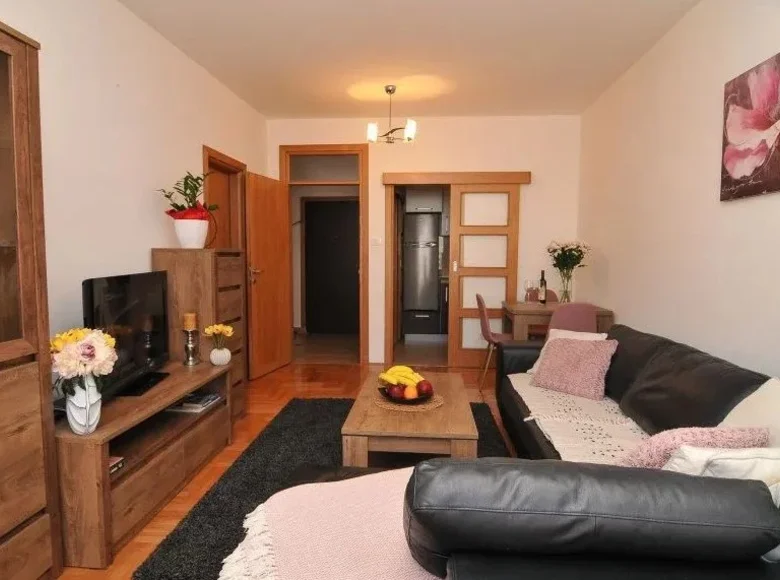 Mieszkanie 2 pokoi 47 m² Budva, Czarnogóra