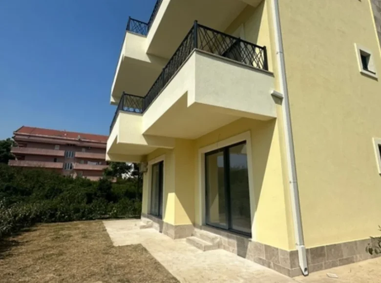 1 bedroom apartment 49 m² Tivat, Montenegro