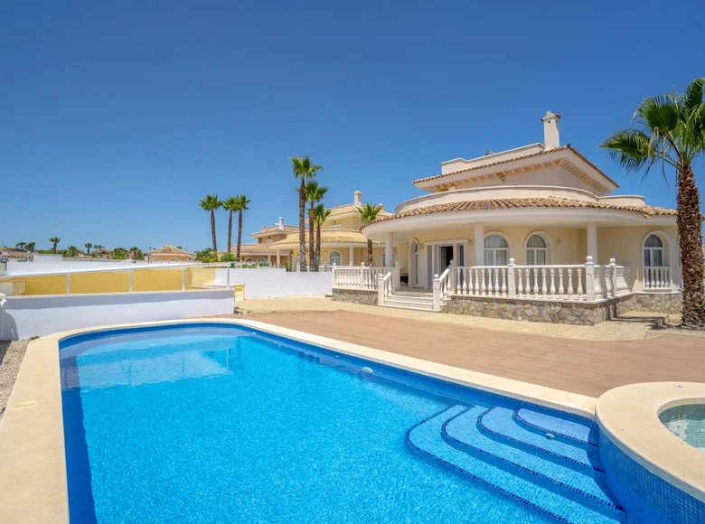 4-Schlafzimmer-Villa 238 m² Rojales, Spanien