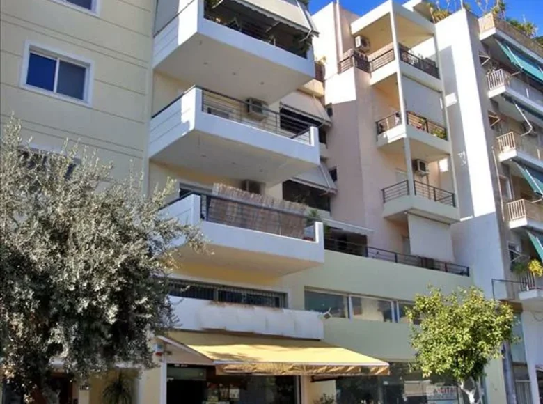 Commercial property 460 m² in Athens, Greece