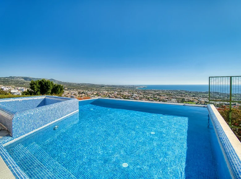5 bedroom house 282 m² Peyia, Cyprus