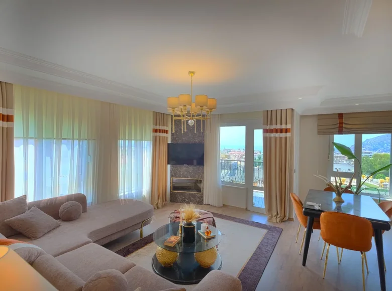 Mieszkanie 3 pokoi 115 m² Alanya, Turcja