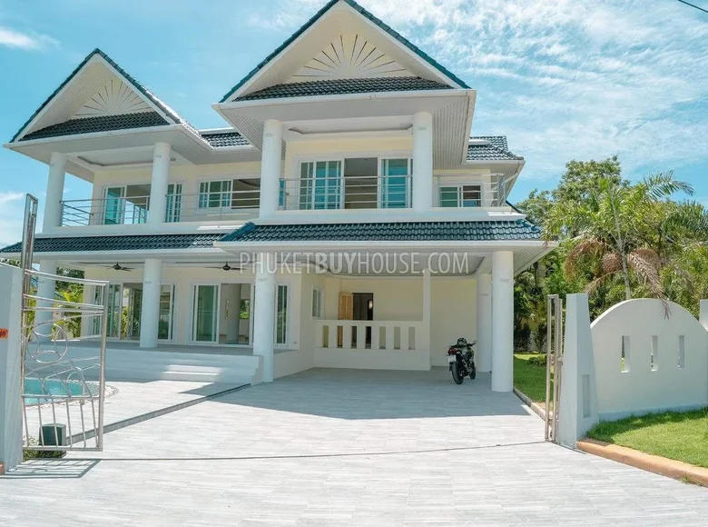 villa de 3 chambres 327 m² Rawai, Thaïlande