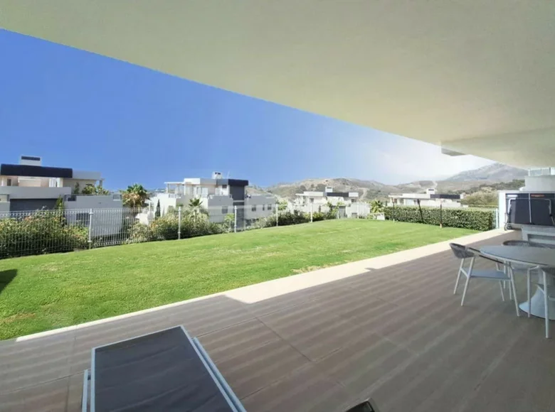 4 bedroom apartment  Benahavis, Spain