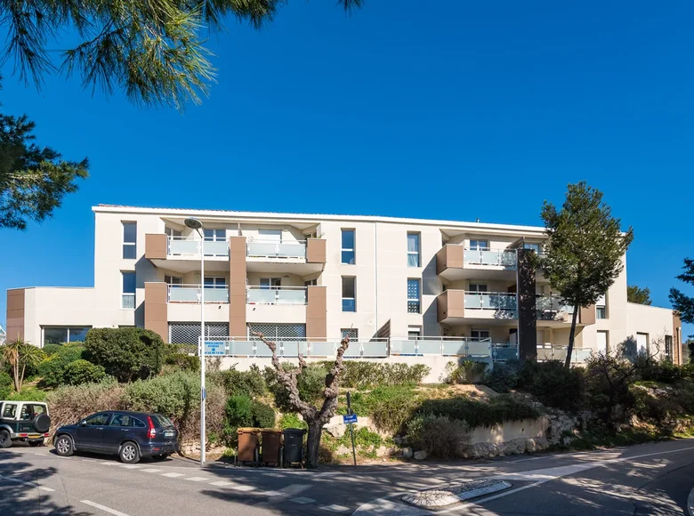 Mieszkanie 3 pokoi 69 m² Sausset les Pins, Francja