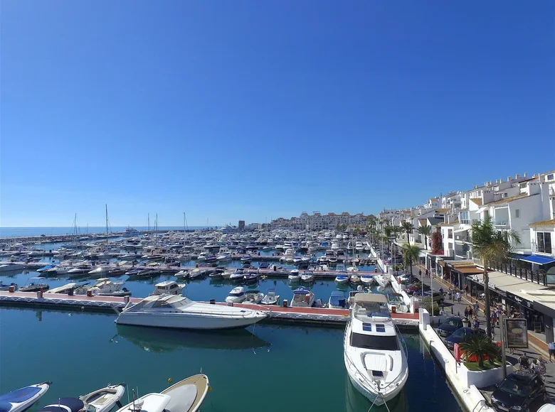 Wohnung 2 Schlafzimmer 121 m² Marbella, Spanien