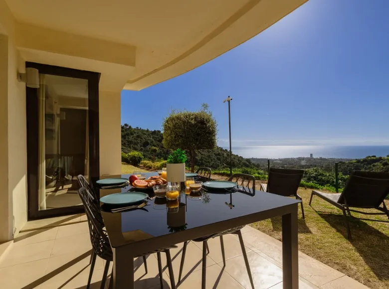 2 bedroom apartment  Marbella, Spain