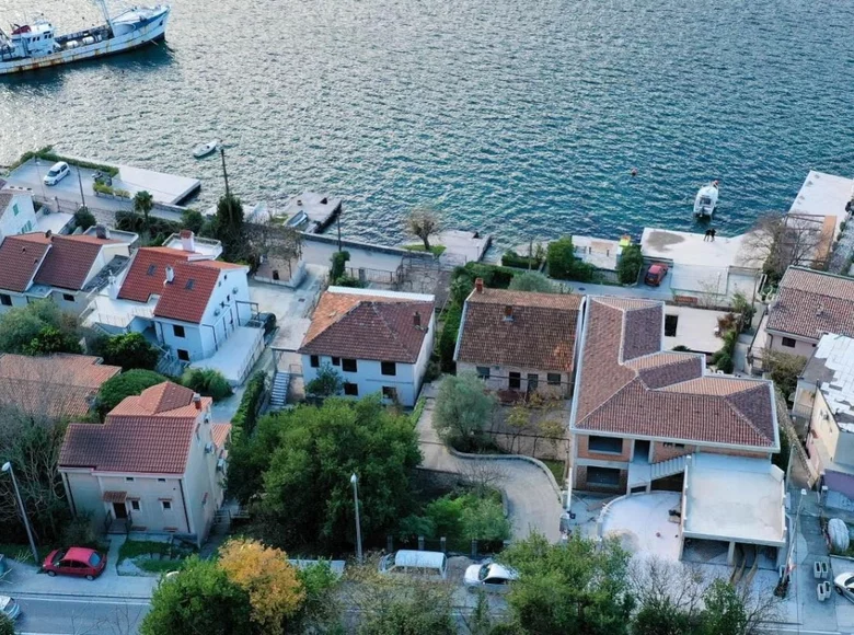 Haus 4 Schlafzimmer 175 m² Bijela, Montenegro
