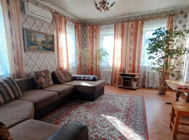 Mieszkanie 4 pokoi 63 m² Bobrujsk, Białoruś