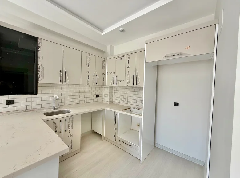 Apartamento 2 habitaciones 70 m² Mezitli, Turquía