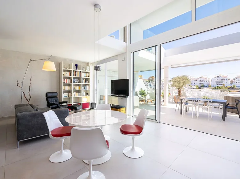 Apartamento 3 habitaciones 149 m² Benalmadena, Španjolska