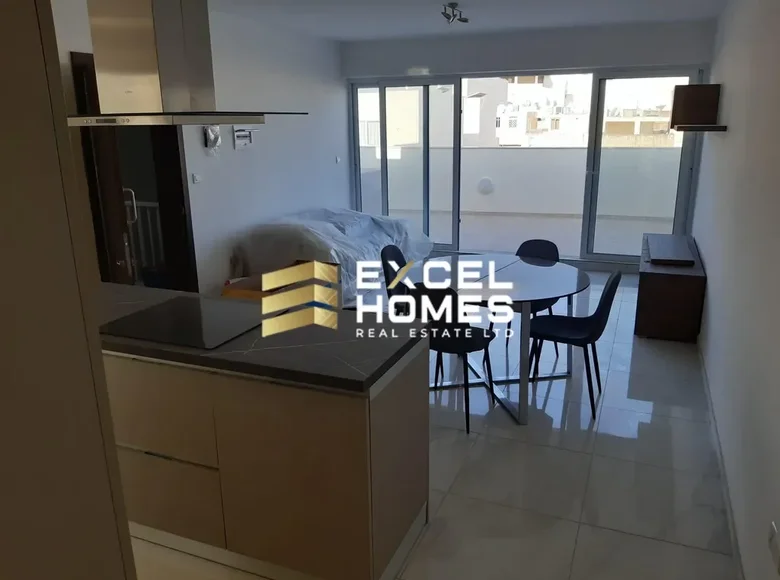 2-Schlafzimmer-Penthouse  Swieqi, Malta