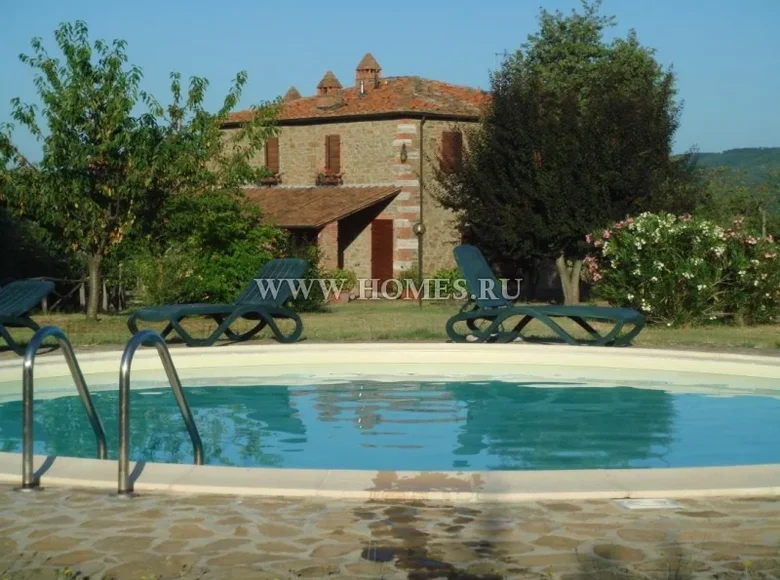 4 bedroom house 220 m² Arezzo, Italy