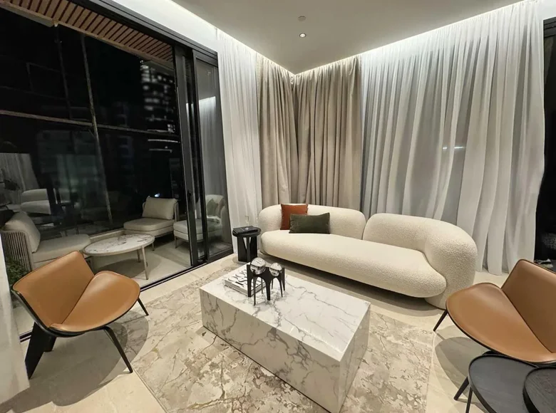 Mieszkanie 3 pokoi 121 m² Nikozja, Cypr