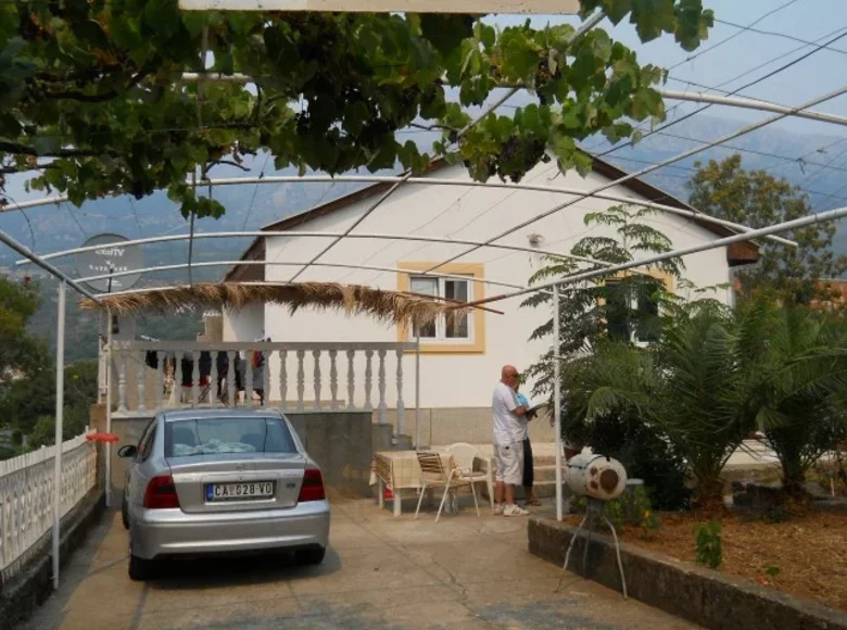 Casa 6 habitaciones 200 m² Montenegro, Montenegro
