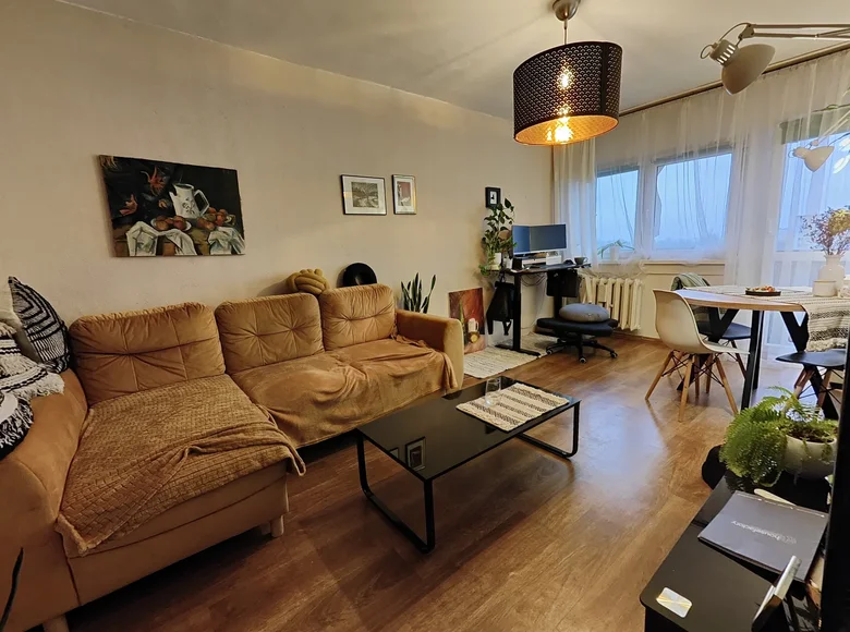 2 room apartment 47 m² Lodz, Poland