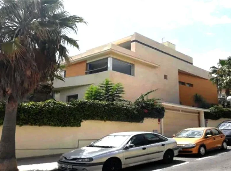 5 bedroom villa 530 m² Alicante, Spain