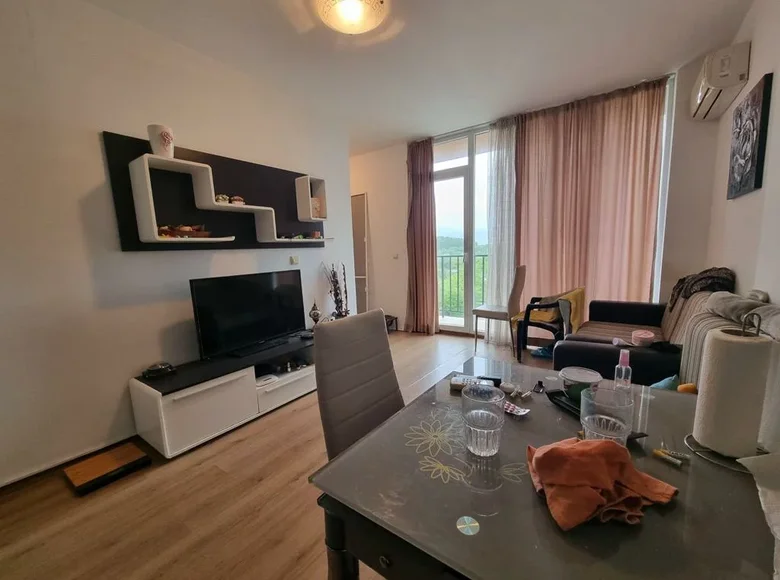 Mieszkanie 2 pokoi 65 m² Nesebar, Bułgaria