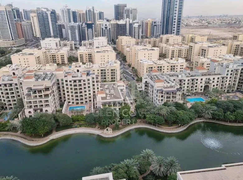 Apartamento 1 habitación 978 m² Dubái, Emiratos Árabes Unidos