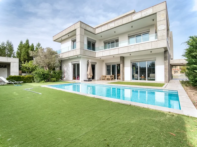 6 bedroom house 460 m² Erimi Municipality, Cyprus