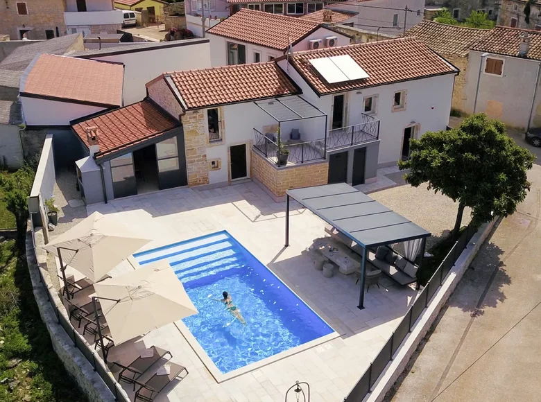 villa de 3 chambres 167 m² Rovinj, Croatie