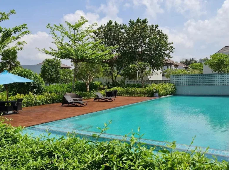 4 bedroom Villa 320 m² Desa Pangkung Tibah, Indonesia