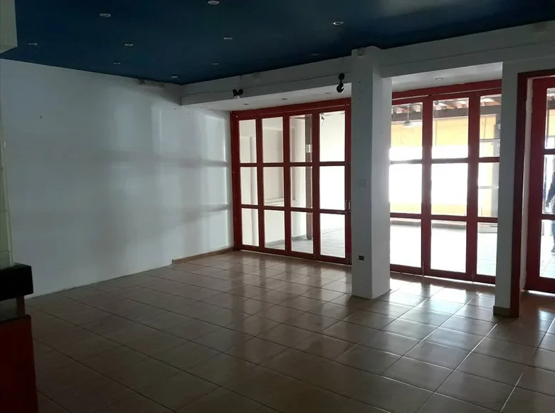 Commercial property 93 m² in Pafos, Cyprus