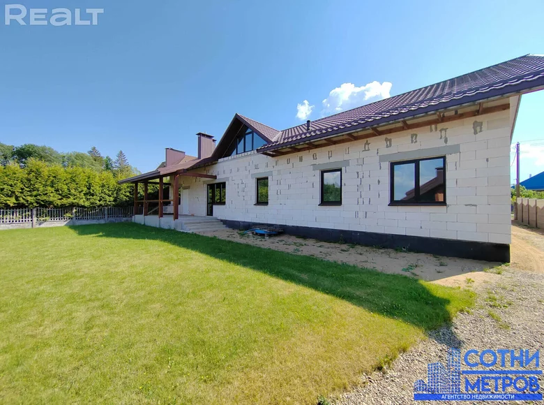 House 380 m² Scomyslicki sielski Saviet, Belarus