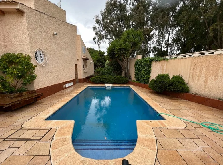 4 bedroom house  el Campello, Spain