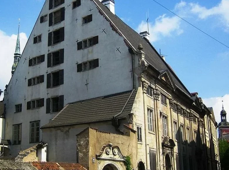 Revenue house 3 256 m² in Riga, Latvia