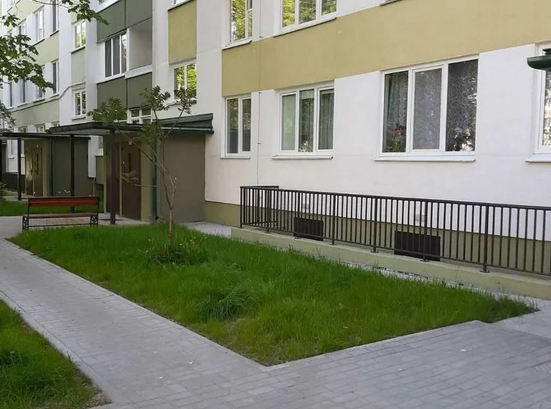 Apartamento 3 habitaciones 72 m² Maladetchna, Bielorrusia