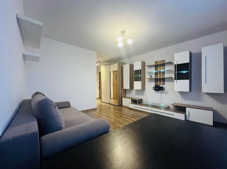 2 room apartment 38 m² in Warsaw, Poland