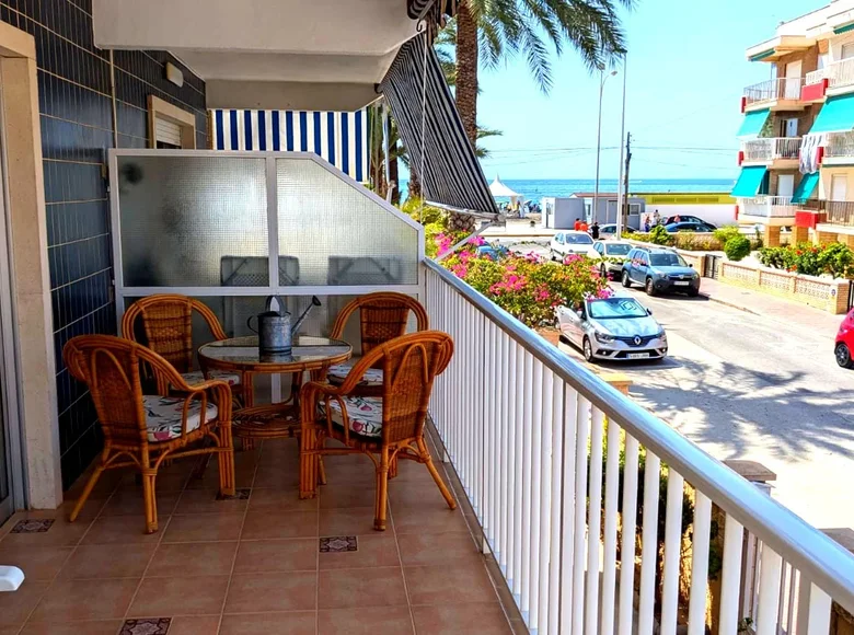 Mieszkanie 3 pokoi 90 m² Santa Pola, Hiszpania