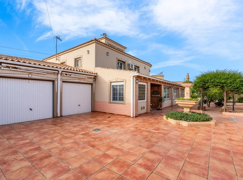 Villa 4 chambres 360 m² Torrevieja, Espagne