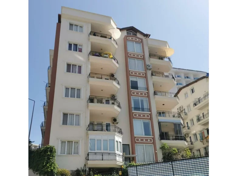 Mieszkanie 3 pokoi 110 m² Karakocali, Turcja