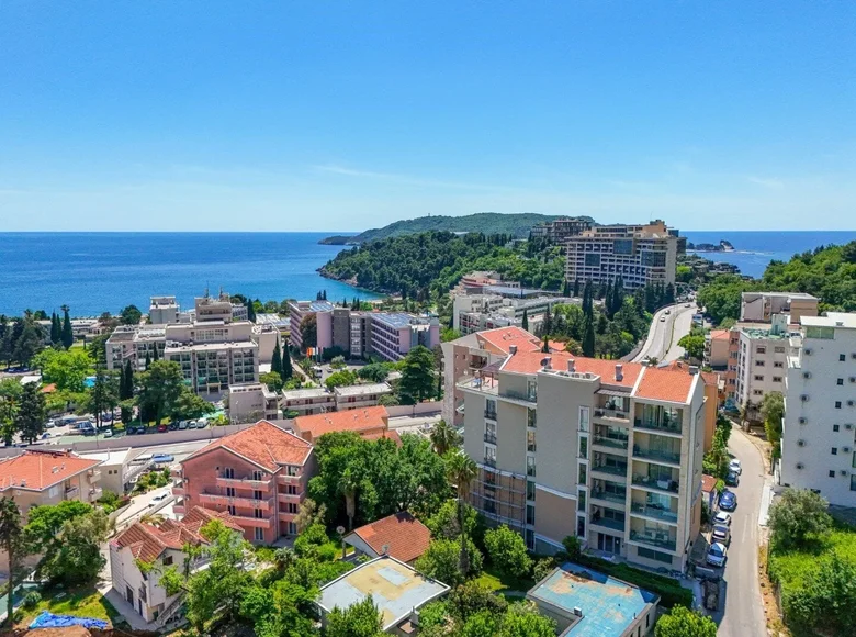 Wohnung 4 zimmer  Becici, Montenegro