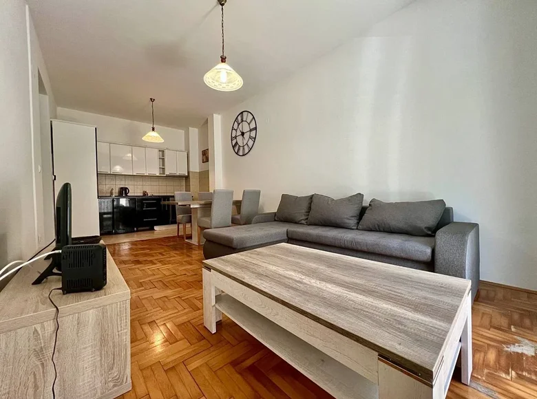 Mieszkanie 3 pokoi 64 m² Herceg Novi, Czarnogóra