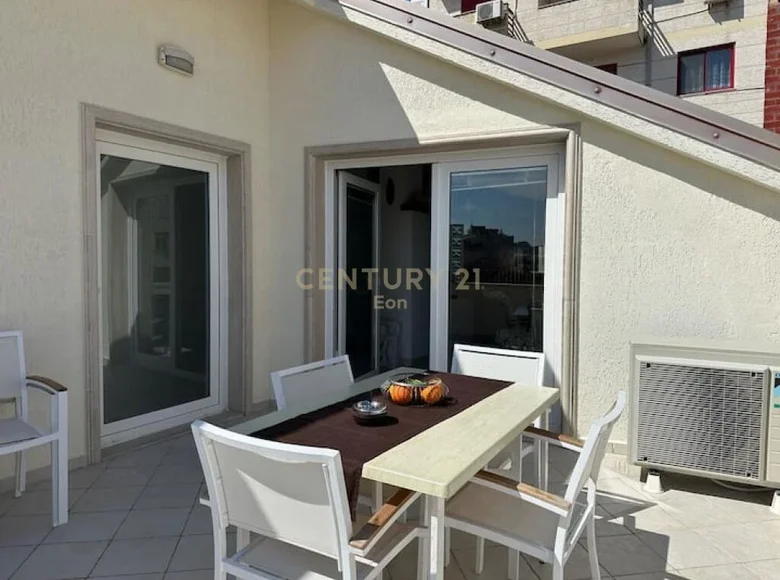 7 bedroom villa 460 m² Durres, Albania