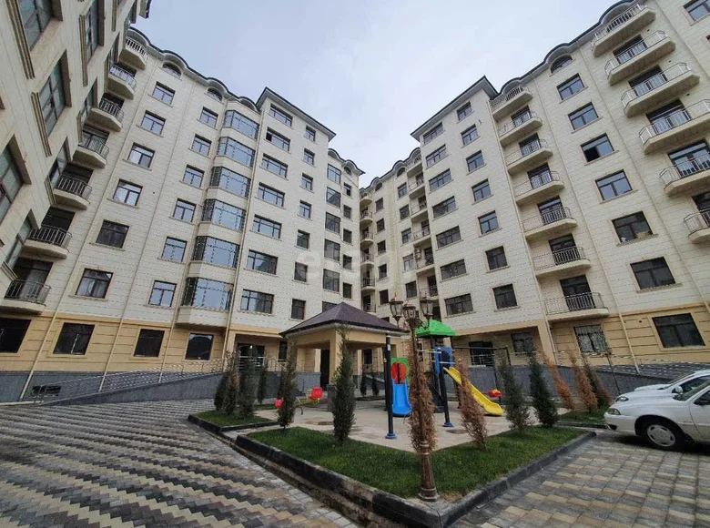 Kvartira 3 xonalar 85 m² Samarqandda