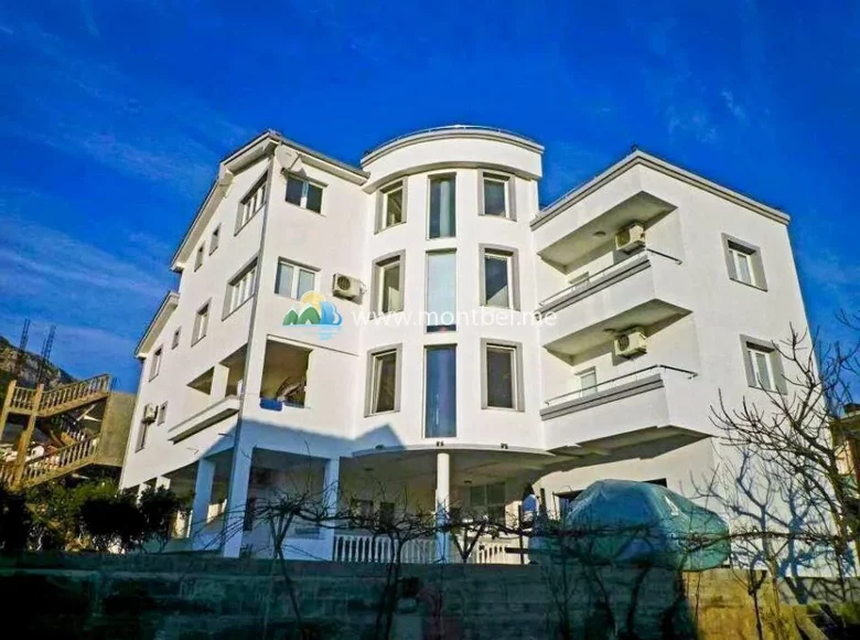 Apartamento 13 habitaciones 690 m² Bar, Montenegro