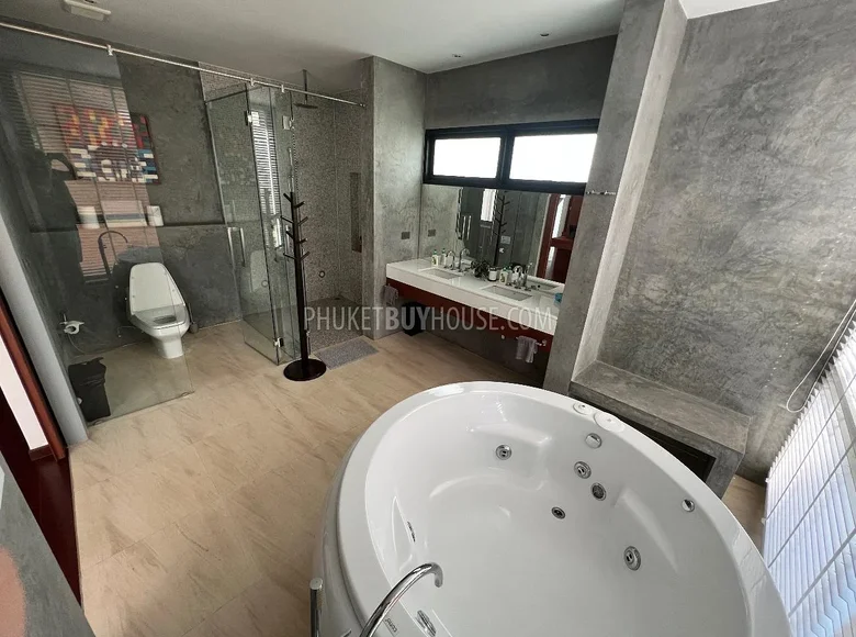 4 bedroom Villa 600 m² ban ket ho, Thailand