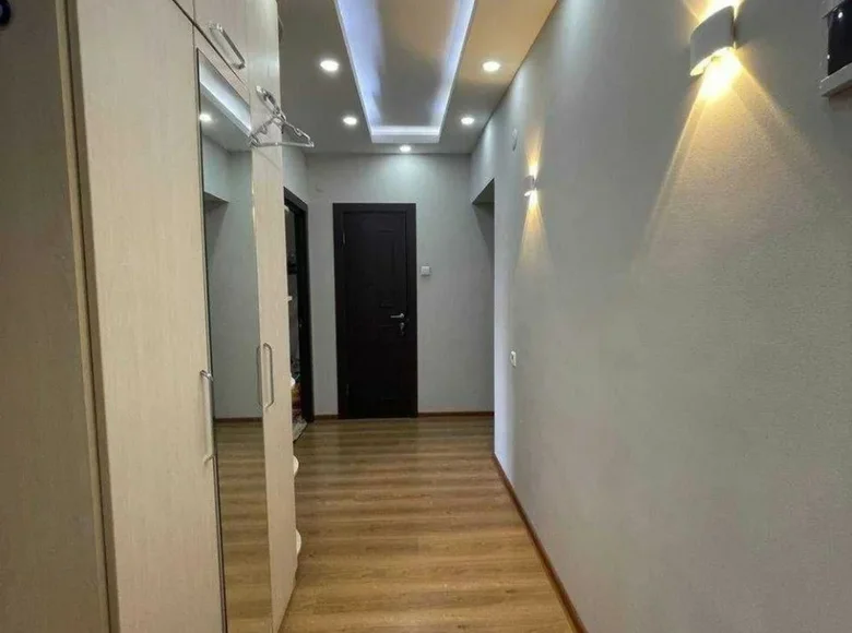 Kvartira 2 xonalar 54 m² Khanabadda