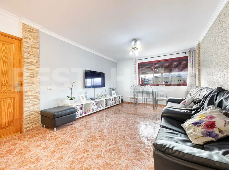 Mieszkanie 3 pokoi 84 m² Santa Lucia de Tirajana, Hiszpania